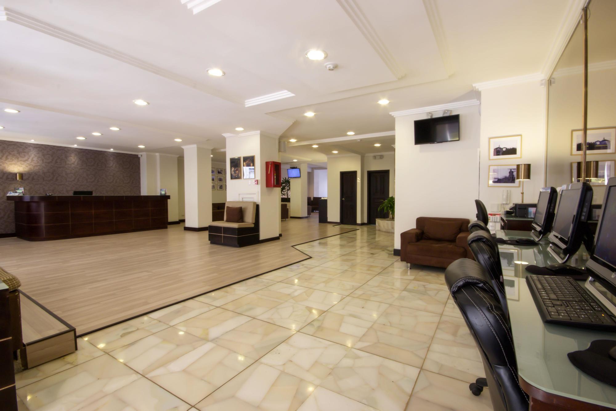 Hotel Presidente Cuenca Esterno foto
