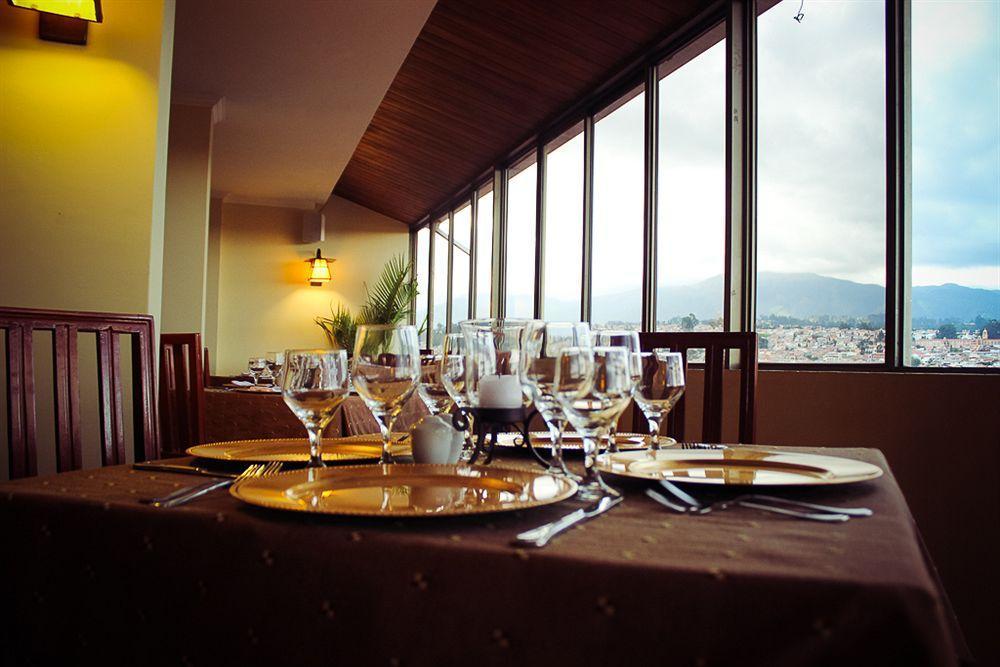 Hotel Presidente Cuenca Esterno foto