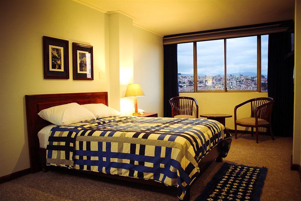 Hotel Presidente Cuenca Esterno foto