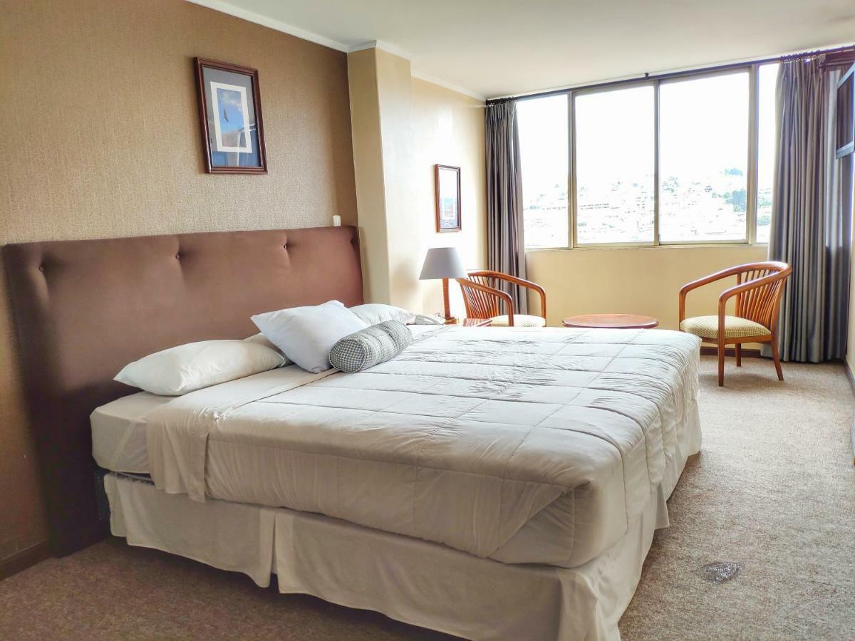 Hotel Presidente Cuenca Esterno foto