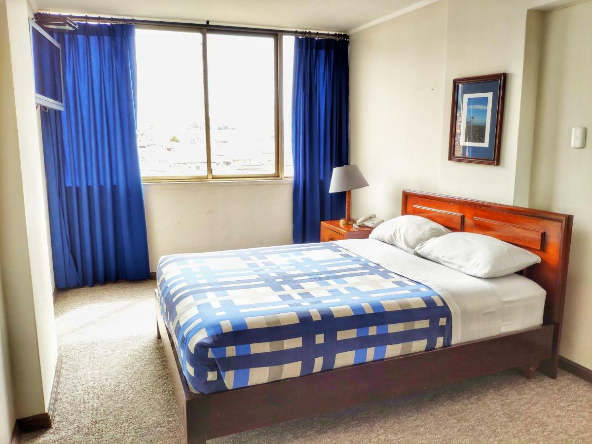 Hotel Presidente Cuenca Esterno foto