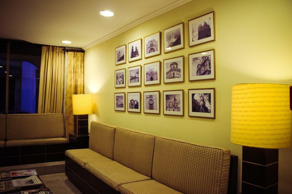 Hotel Presidente Cuenca Esterno foto